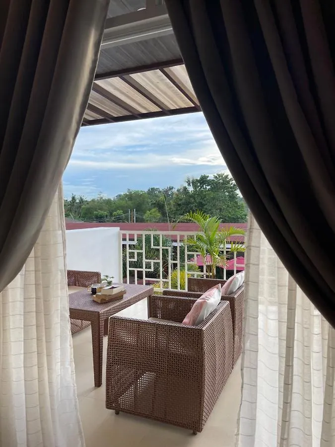 Bella Napoli Resort & Resto 邦劳 酒店