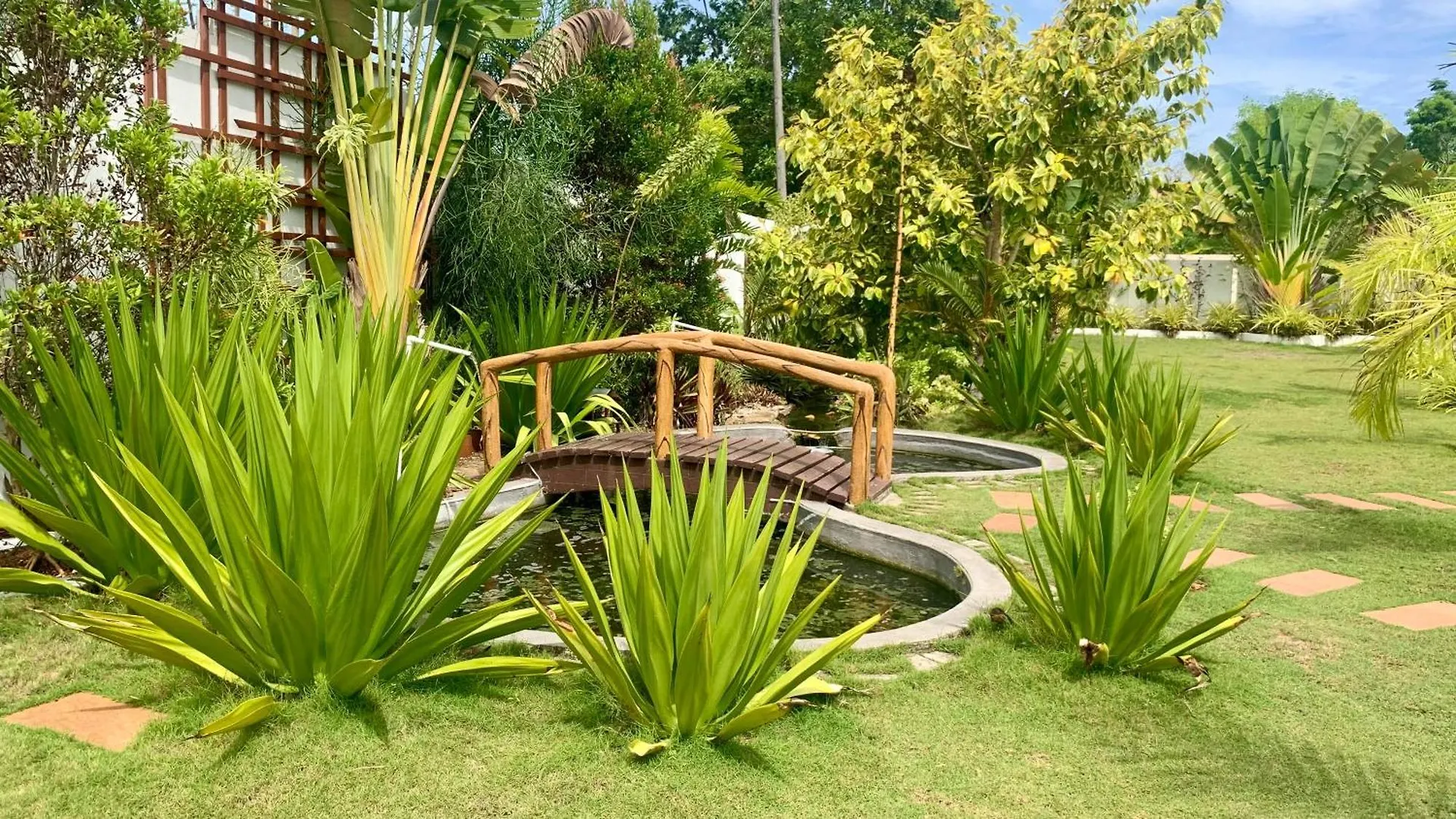Hotel Bella Napoli Resort & Resto Panglao
